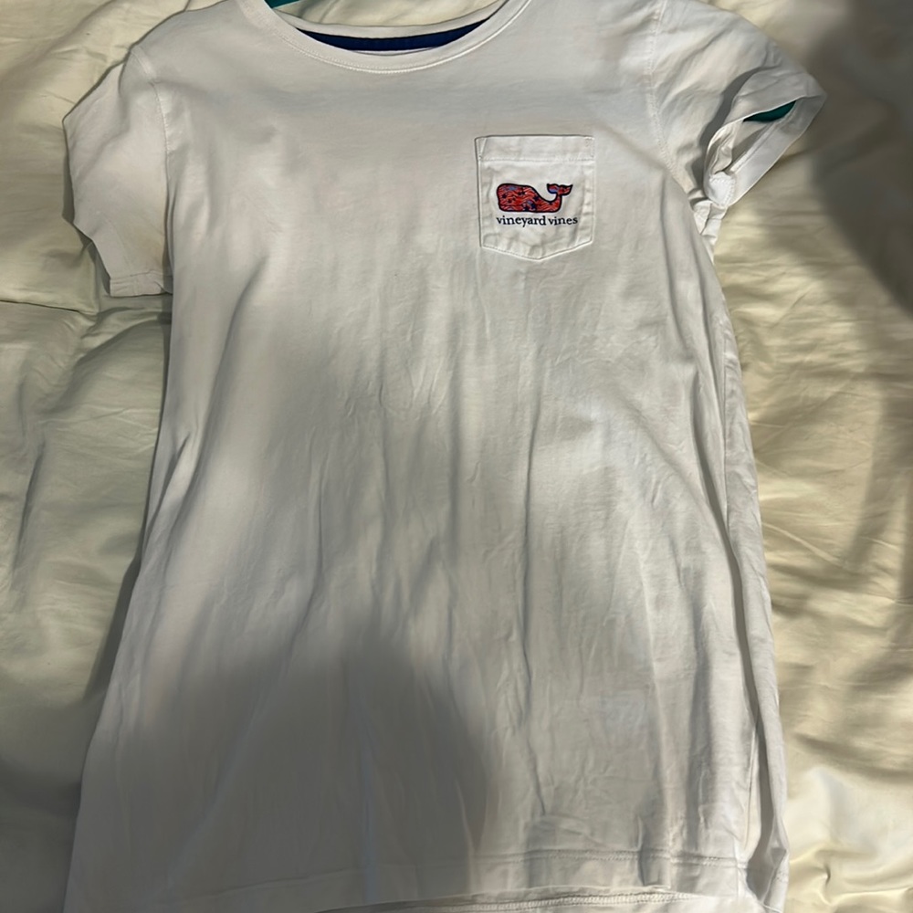 vineyard vines red striped with stars top